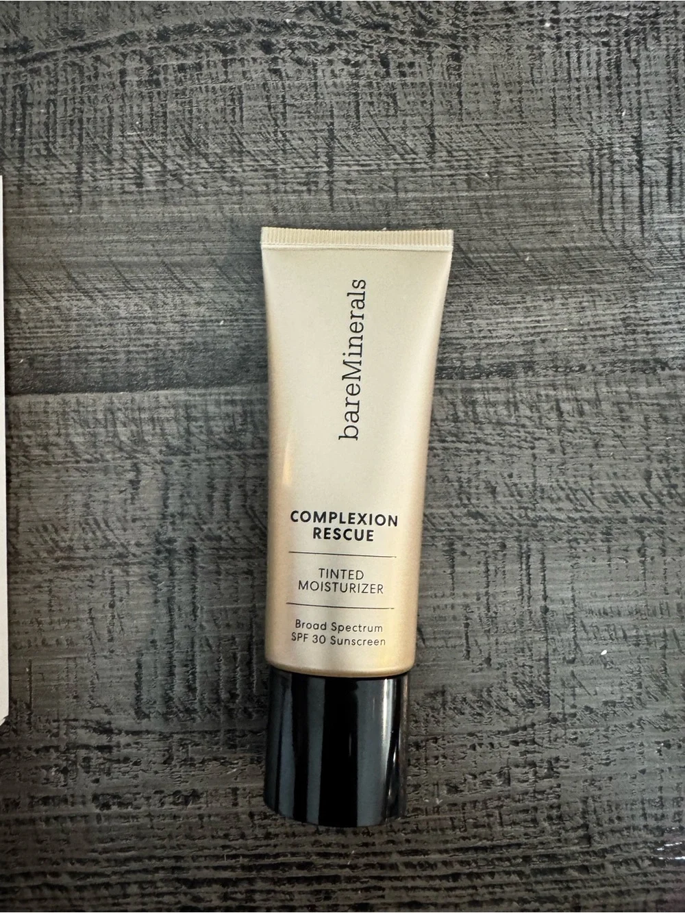 BareMinerals Complexion Rescue Tinted Moisturizer - Wheat 4.5 - Picture 5 of 9